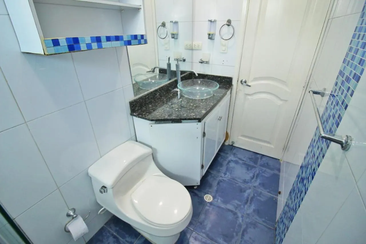 Apartamento De 3 Habitaciones, 1103 Cartagena